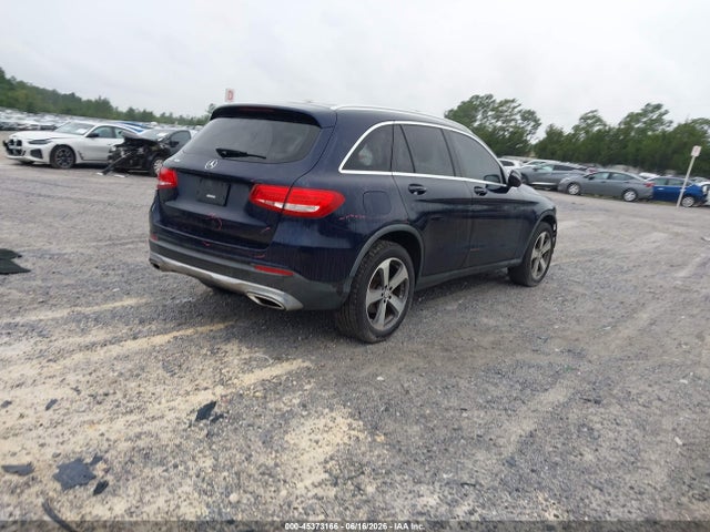 2017 Mercedes-benz Glc 300 მანქანა იყიდება აუქციონზე, vin: WDC0G4JBXHF166421, აუქციონის ნომერი: 45373166
