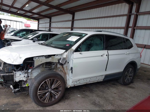 45373171 :رقم المزاد ، 3VV3B7AX4KM104858 vin ، 2019 Volkswagen Tiguan 2.0t Se/2.0t Sel/2.0t Sel R-line/2.0t Sel R-line Black مزاد بيع