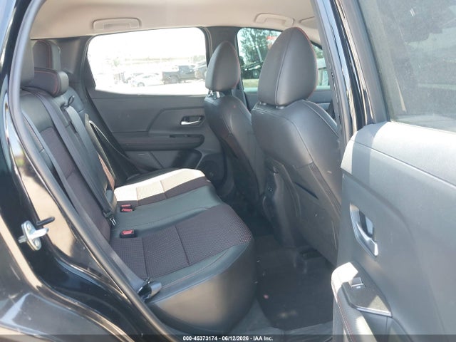 3N8AP6DAXSL419084 Nissan Kicks Sr Fwd