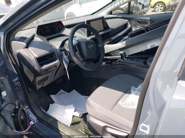 Toyota Prius Le 2026 JTDACAAU8T3081013 Image 18