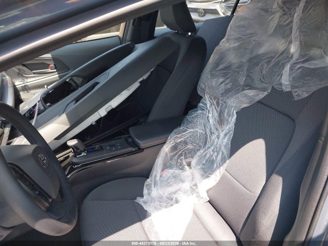 Toyota Prius Le 2026 JTDACAAU8T3081013 Image 19