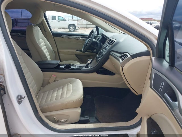 45373182 :رقم المزاد ، 3FA6P0H76FR193356 vin ، 2015 Ford Fusion Se مزاد بيع