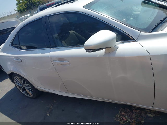 2017 Lexus Is 200t მანქანა იყიდება აუქციონზე, vin: JTHBA1D26H5040278, აუქციონის ნომერი: 45373194