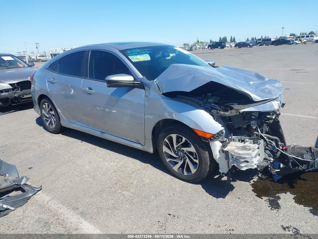 Honda CIVIC EX 2018 2HGFC2F72JH540370 Image 1
