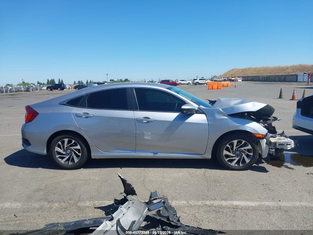 Honda CIVIC EX 2018 2HGFC2F72JH540370 Image 14