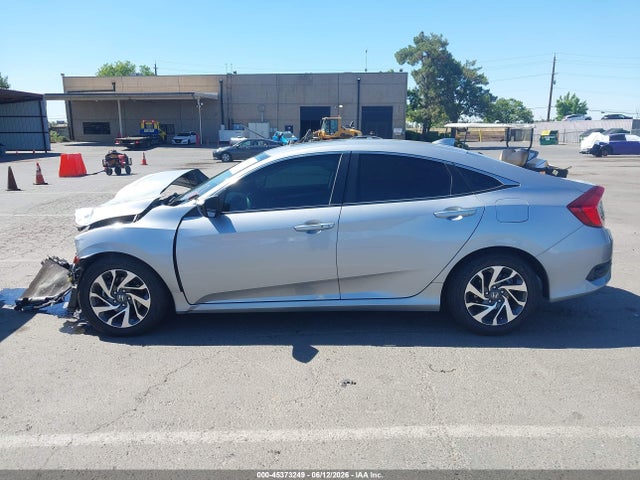 Honda CIVIC EX 2018 2HGFC2F72JH540370 Image 15