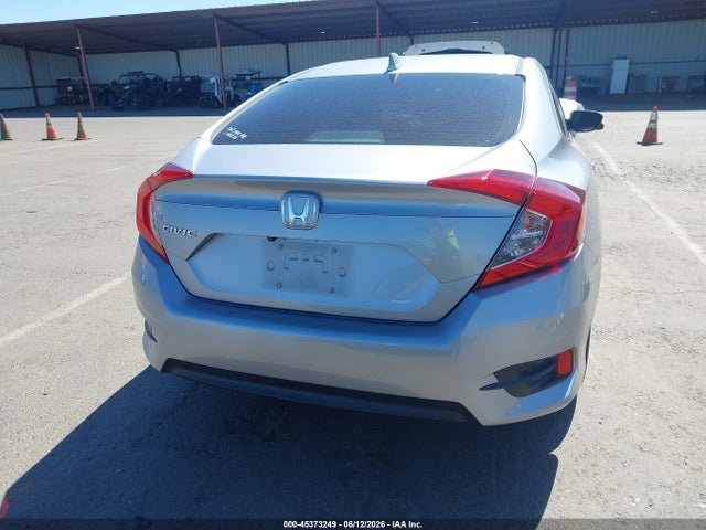 Honda CIVIC EX 2018 2HGFC2F72JH540370 Image 17