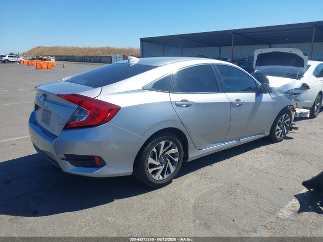 Honda CIVIC EX 2018 2HGFC2F72JH540370 Image 4