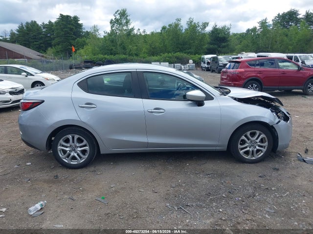 3MYDLBYVXHY186170 Toyota YARIS IA