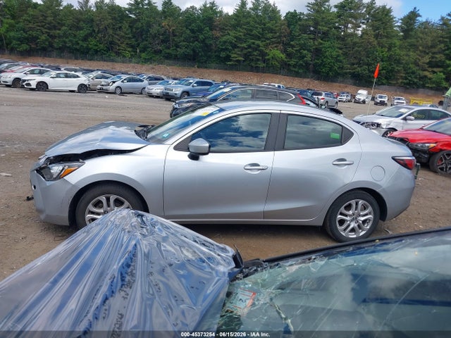 3MYDLBYVXHY186170 Toyota YARIS IA