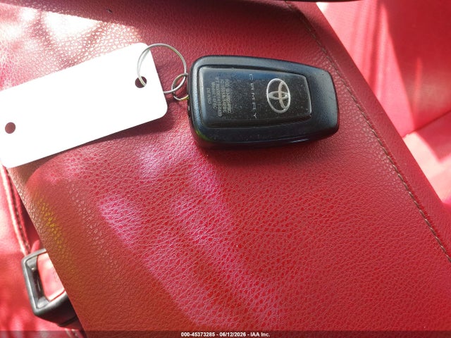 4T1BZ1HK1JU011718 Toyota Camry Xse V6