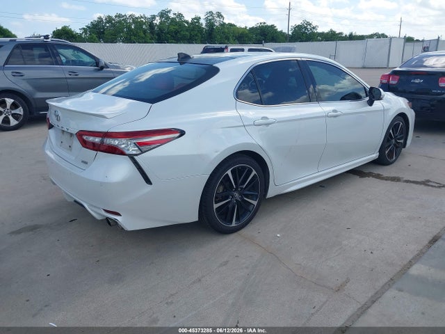 4T1BZ1HK1JU011718 Toyota Camry Xse V6