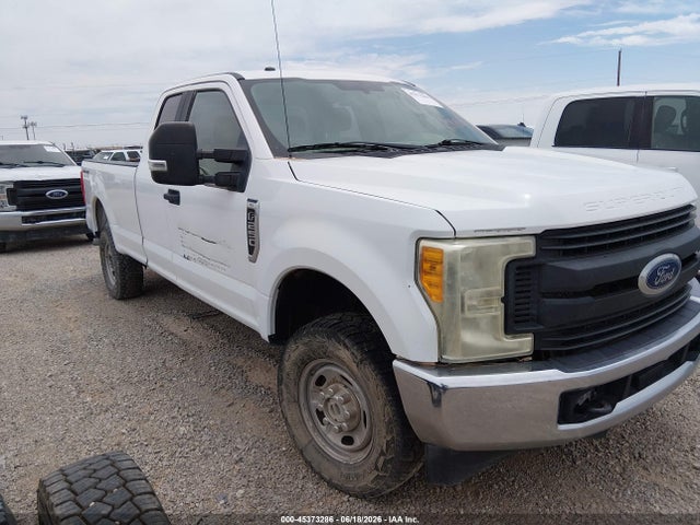 Ford F-250 Xl 2018 1FT7X2B60JEB35491 Image 13