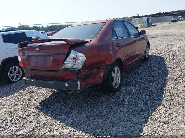 45373288 :رقم المزاد ، 4T1BF32K12U011541 vin ، 2002 Toyota Camry Se مزاد بيع