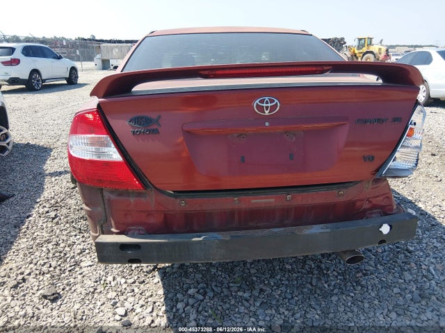 45373288 :رقم المزاد ، 4T1BF32K12U011541 vin ، 2002 Toyota Camry Se مزاد بيع