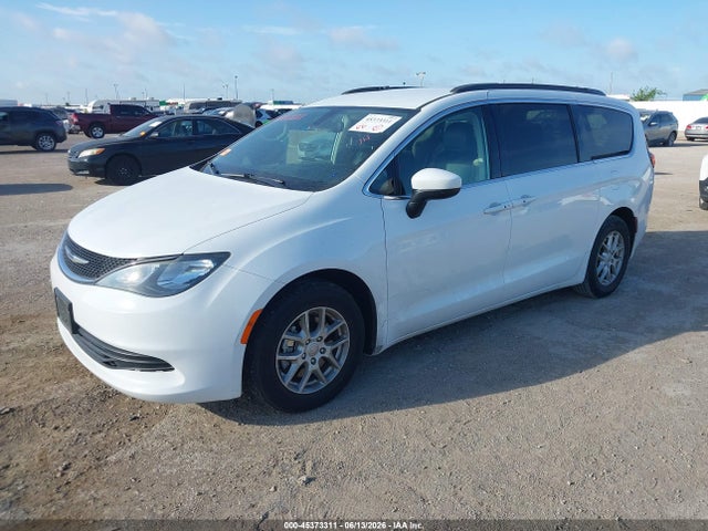 45373311 :رقم المزاد ، 2C4RC1DG0LR176262 vin ، 2020 Chrysler Voyager Lxi مزاد بيع