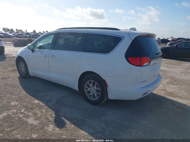 45373311 :رقم المزاد ، 2C4RC1DG0LR176262 vin ، 2020 Chrysler Voyager Lxi مزاد بيع
