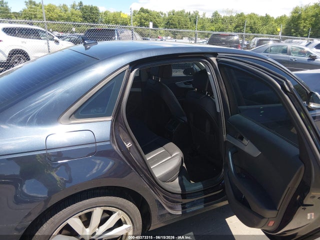 45373315 :رقم المزاد ، WAUANAF40HN006933 vin ، 2017 Audi A4 Premium مزاد بيع