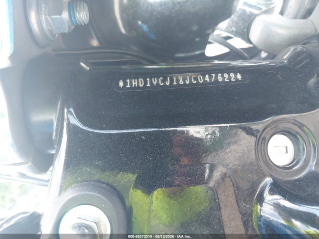 Harley-Davidson Flde Deluxe 2018 1HD1YCJ18JC047622 Image 10