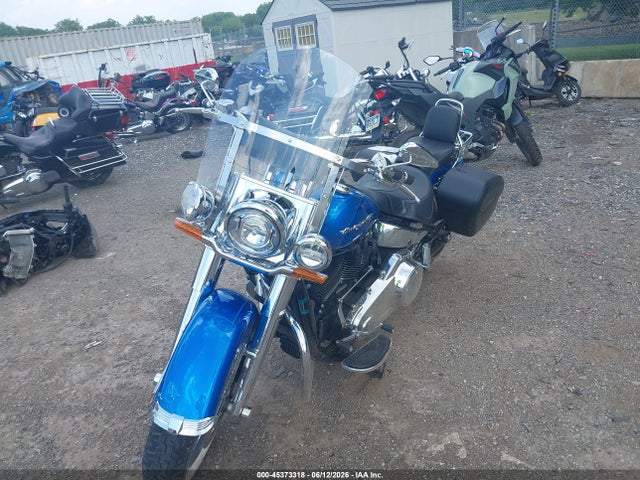 Harley-Davidson Flde Deluxe 2018 1HD1YCJ18JC047622 Image 2
