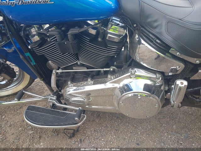 Harley-Davidson Flde Deluxe 2018 1HD1YCJ18JC047622 Image 9