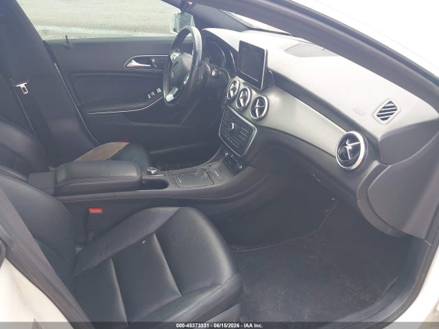 2015 Mercedes-benz Cla 250 მანქანა იყიდება აუქციონზე, vin: WDDSJ4EB1FN266667, აუქციონის ნომერი: 45373331