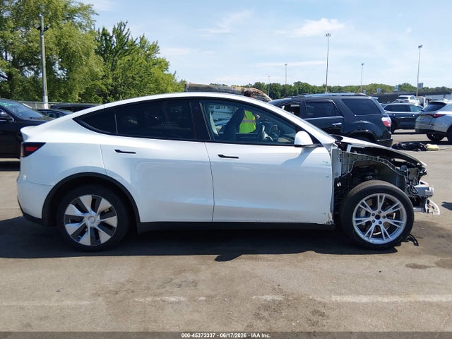 Tesla Model Y 2023 7SAYGDEE7PA092911 Image 12