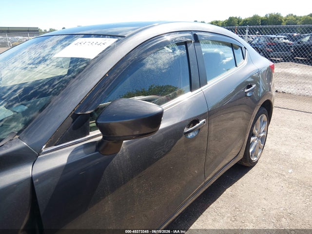 Продаж на аукціоні авто 2014 Mazda Mazda3 S Grand Touring, vin: JM1BM1W3XE1127411, номер лоту: 45373345