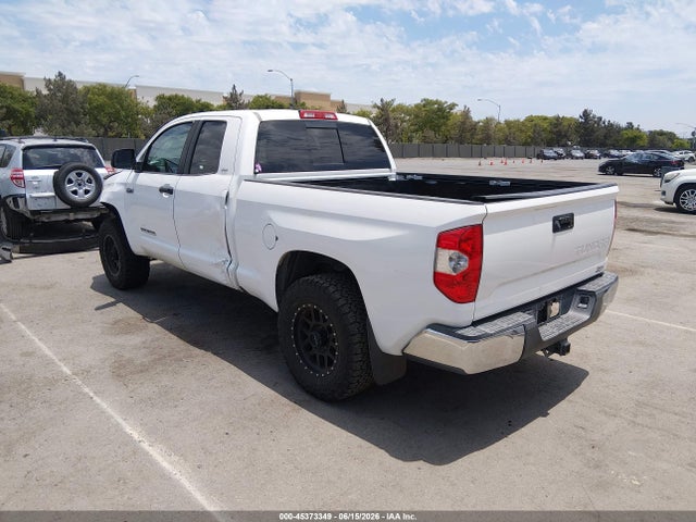 5TFRY5F13EX147585 Toyota Tundra Sr5 5.7l V8