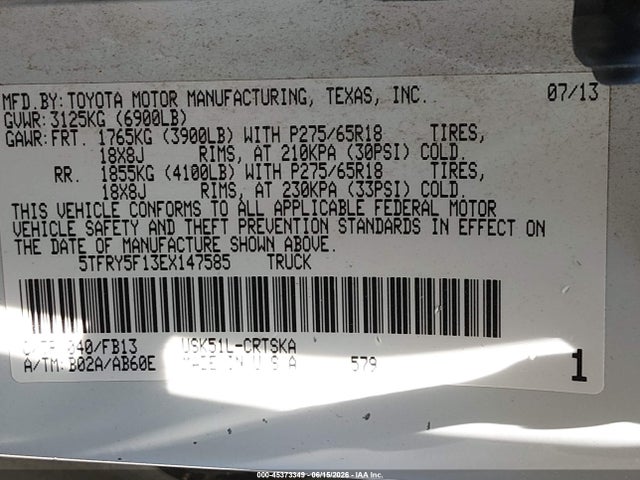 5TFRY5F13EX147585 Toyota Tundra Sr5 5.7l V8