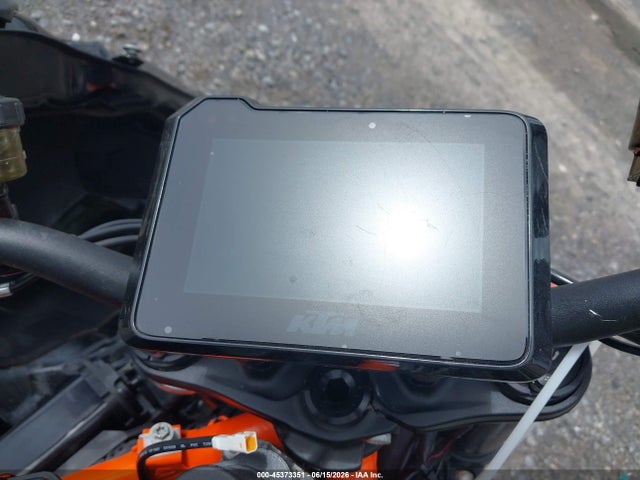 KTM 1290 Super Duke R 2020 VBKV39404LM925775 Image 7