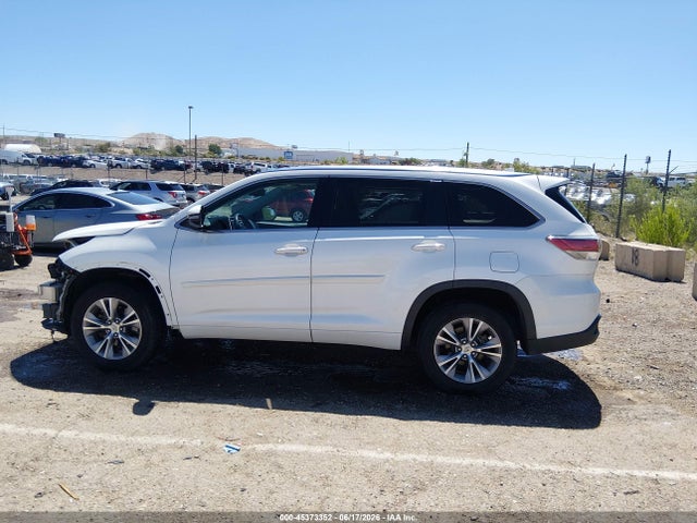 5TDKKRFH6FS085260 Toyota Highlander Xle V6