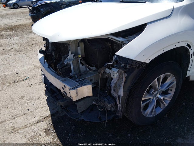 Toyota Highlander Xle V6 2015 5TDKKRFH6FS085260 Image 19