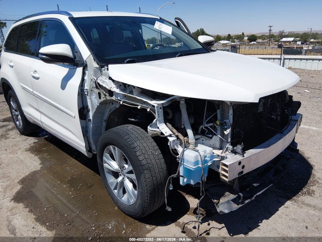Toyota Highlander Xle V6 2015 5TDKKRFH6FS085260 Image 6