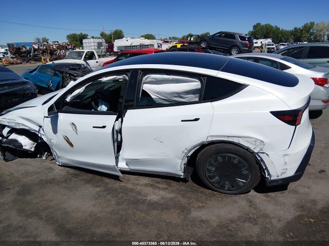 7SAYGDEEXTA662135 Tesla Model Y All-wheel Drive/long Range Launch Series/premium All-wheel Drive