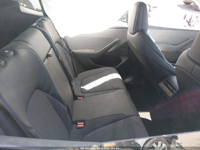7SAYGDEEXTA662135 Tesla Model Y All-wheel Drive/long Range Launch Series/premium All-wheel Drive