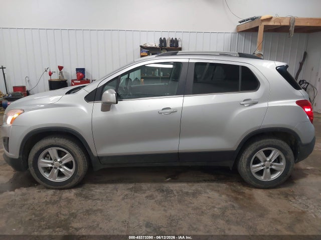 KL7CJPSB8GB670876 Chevrolet Trax Lt