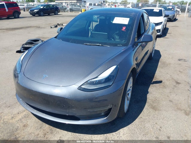 Tesla Model 3 Rear-wheel Drive 2023 5YJ3E1EAXPF652870 Image 2