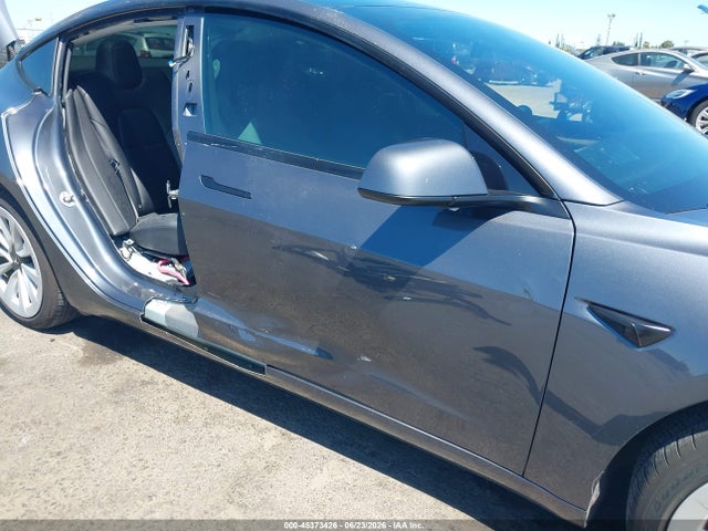 Tesla Model 3 Rear-wheel Drive 2023 5YJ3E1EAXPF652870 Image 6