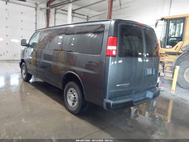 Chevrolet Express 2500 Ls 2016 1GNWGEFG6G1292742 Image 3