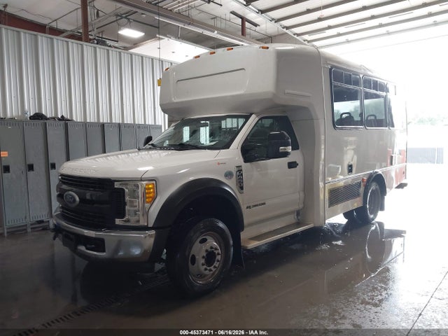 Ford F-450 Chassis Xl 2017 1FDAF4GT1HEE73331 Image 2