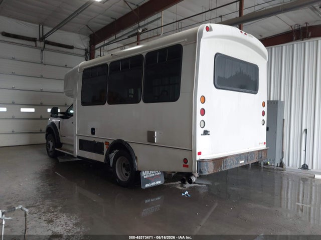 Ford F-450 Chassis Xl 2017 1FDAF4GT1HEE73331 Image 3
