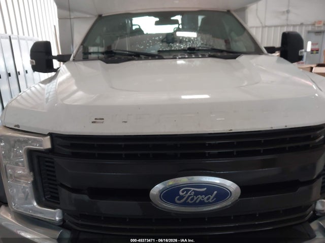 Ford F-450 Chassis Xl 2017 1FDAF4GT1HEE73331 Image 6