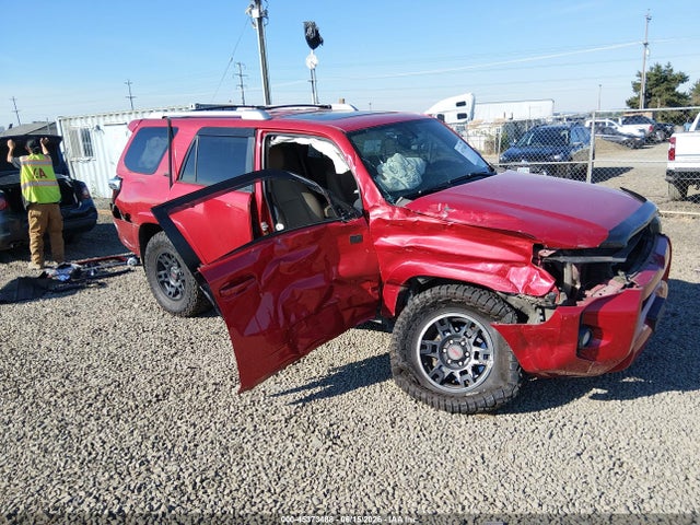 2015 JTEBU5JR3F5212342 main image