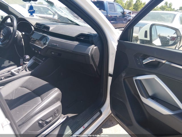 2023 Audi Q3 Premium 45 Tfsi S Line Quattro Tiptronic მანქანა იყიდება აუქციონზე, vin: WA1DECF36P1048509, აუქციონის ნომერი: 45373505