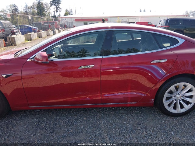 Tesla Model S 60/75 2017 5YJSA1E15HF185365 Image 15