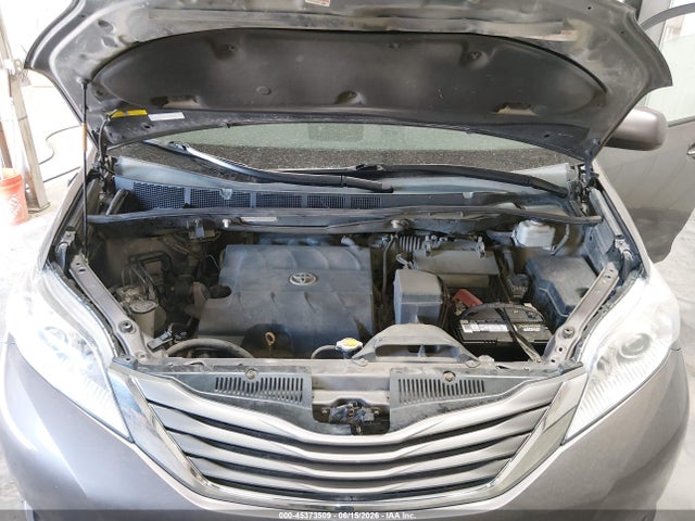Auction sale of the 2014 Toyota Sienna Xle 7 Passenger, vin: 5TDDK3DCXES082163, lot number: 45373509