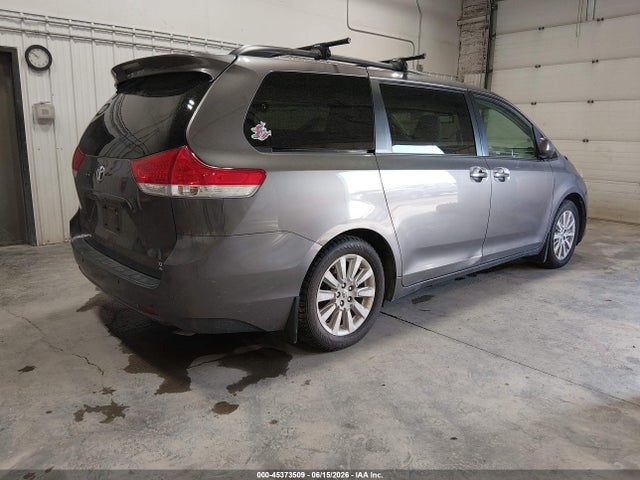 Продажа на аукционе авто 2014 Toyota Sienna Xle 7 Passenger, vin: 5TDDK3DCXES082163, номер лота: 45373509