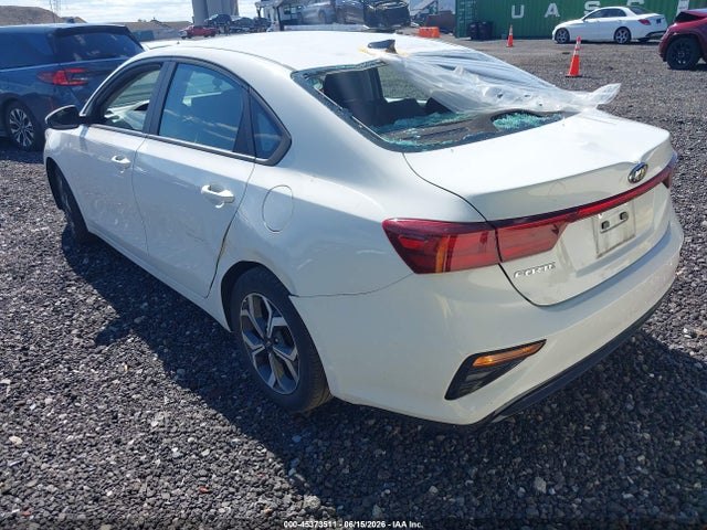 2021 Kia Forte Lxs მანქანა იყიდება აუქციონზე, vin: 3KPF24AD3ME399027, აუქციონის ნომერი: 45373511
