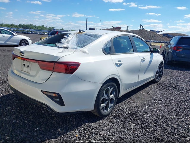 2021 Kia Forte Lxs მანქანა იყიდება აუქციონზე, vin: 3KPF24AD3ME399027, აუქციონის ნომერი: 45373511